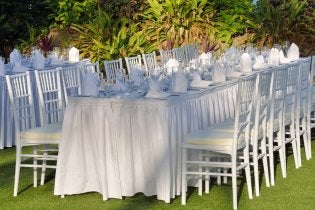 Factors to Consider When Selecting a Party Rental Company